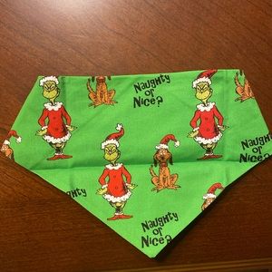 S/M Dual Sided Grinch Christmas Dog Bandana or Cat Bandana with Snaps